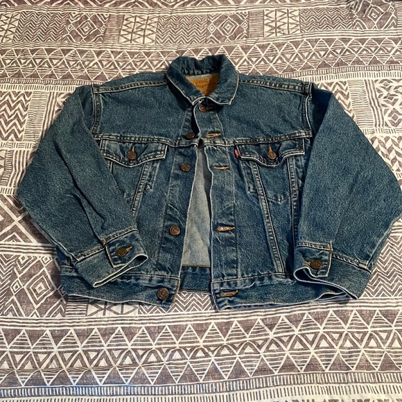 Levi's Jackets & Blazers - Levi’s Jean jacket